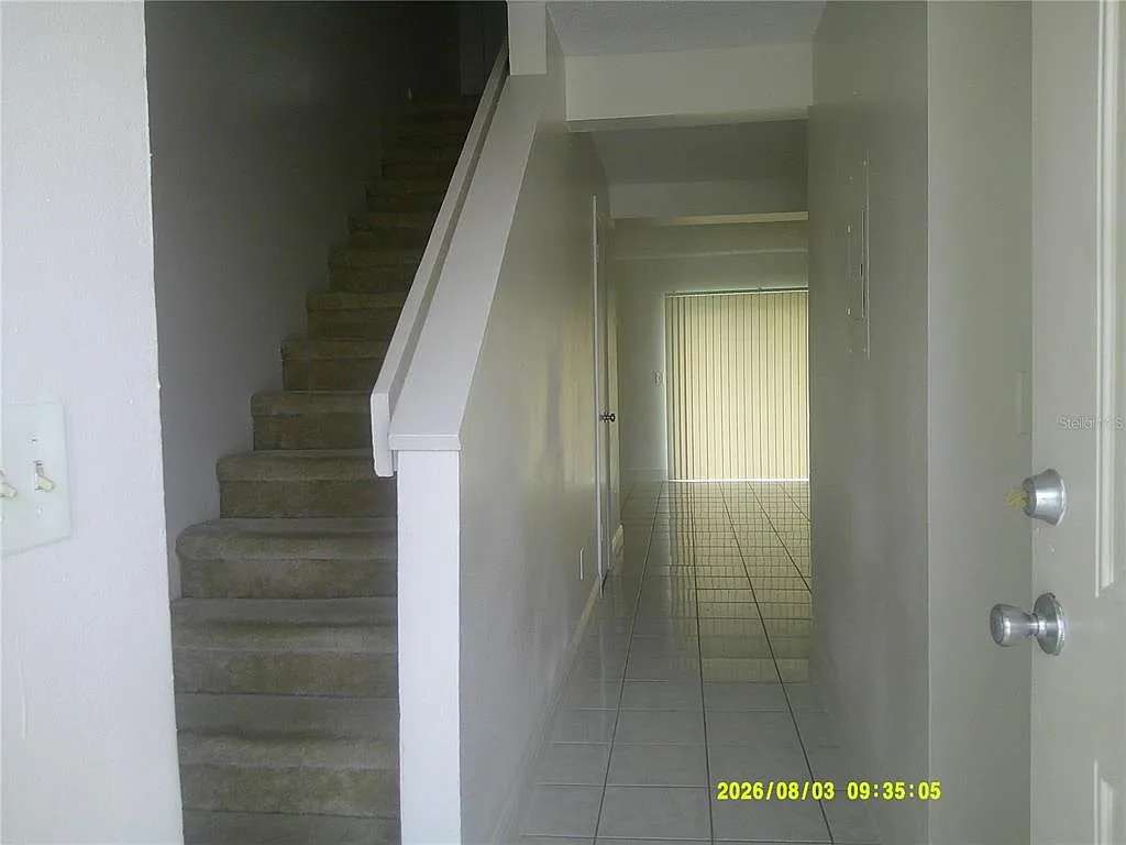 2 bed, 2.5 bath, 1066 sqft, $1,595 — Photo 3