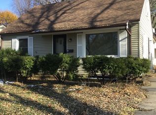 520 Glendale Ave, Rockford, IL 61108
