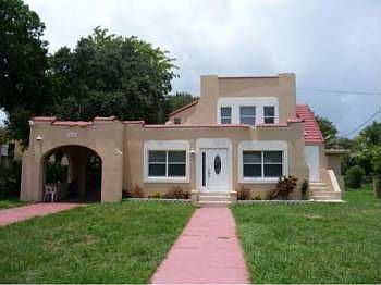 1st image of 12820 NE Miami Ct