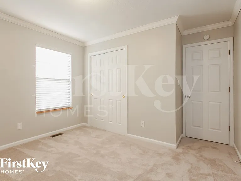 592 Hannah Pl — Photo 12