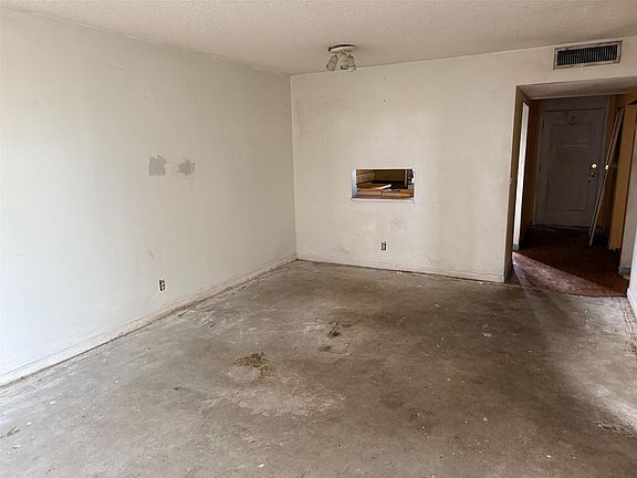4th image of 3051 NW 46th Avenue #308