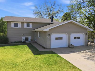 855 Sycamore St, Rapid City, SD, 57701