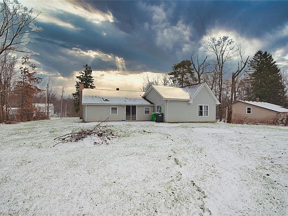 2nd image of 2664 Forest Dr