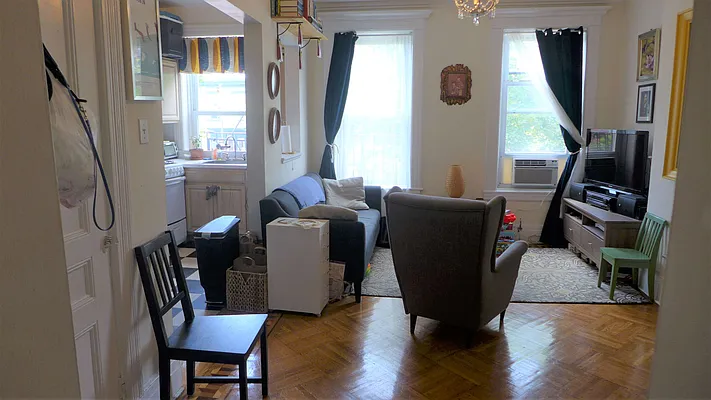 Rented by Garfield Realty  | media 27