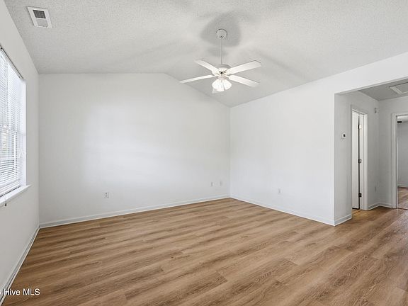 5th image of 502 Courtyard E