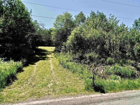 W Lake Ainslie Rd, South Lake Ainslie, NS B0E 1M0