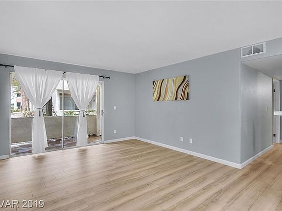 5th image of 5247 Caspian Springs Dr Unit 101