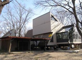 3286 N Old Highway 81, Salina, KS 67401