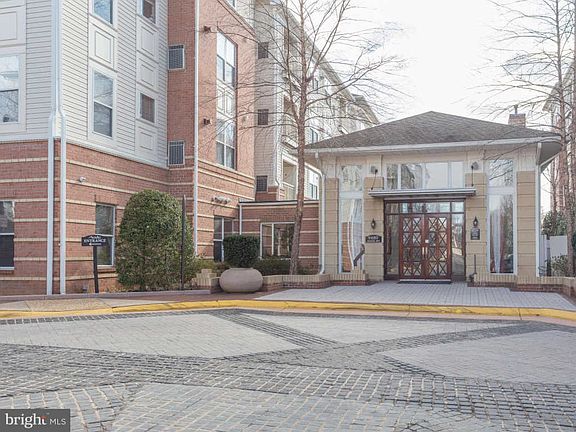 3rd image of 9480 Virginia Center Blvd Unit 14