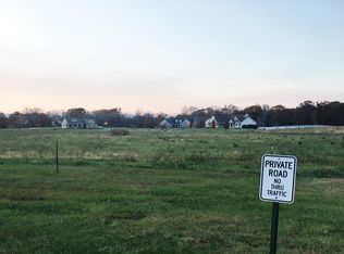 8 Seabiscuit Dr, Troy, MO 63379