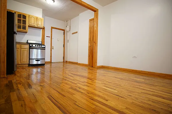 Rented by Lofts and Flats LLC | media 5