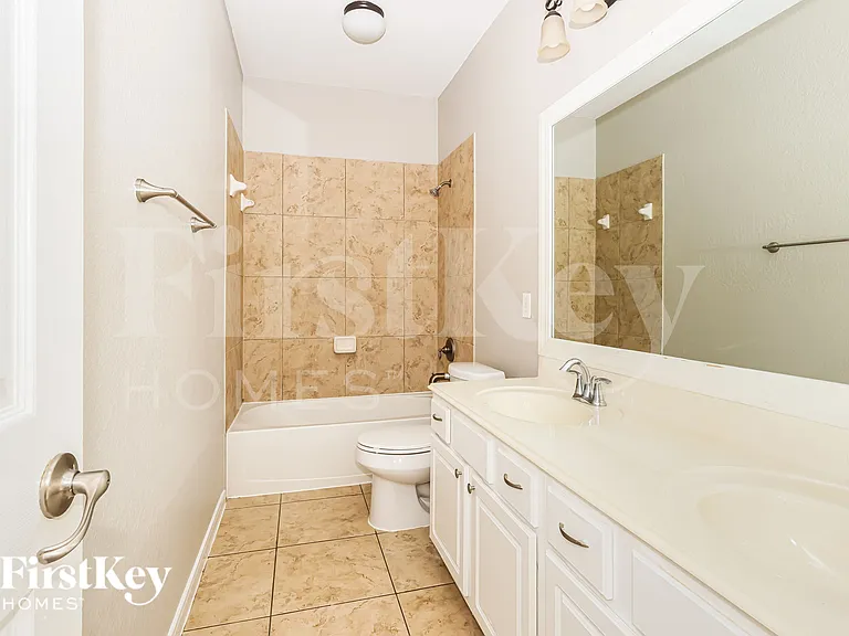 66 N Planchard Cir — Photo 16