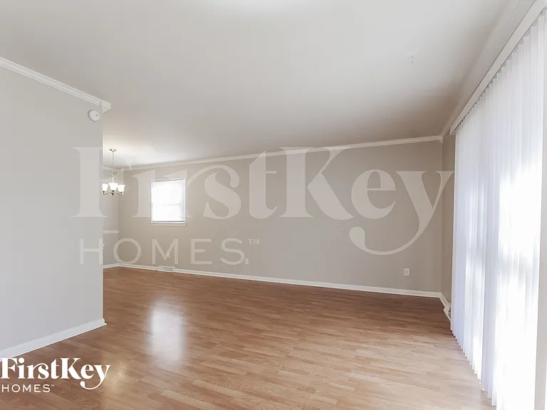 13507 Idlefield Ln — Photo 8