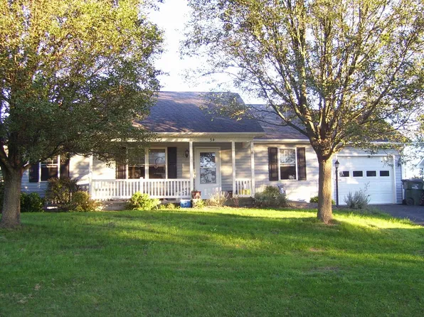 34 S Foxhall Ln, Weyers Cave, VA 24486