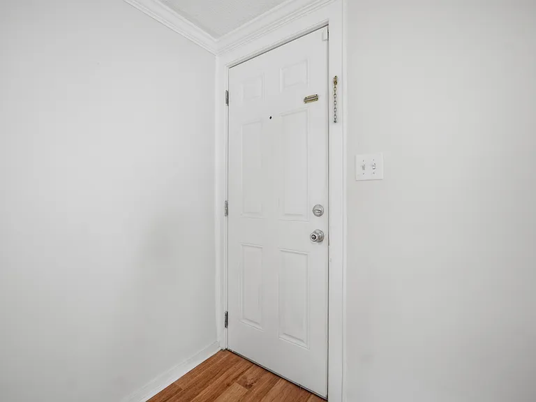 3920 County St — Photo 4