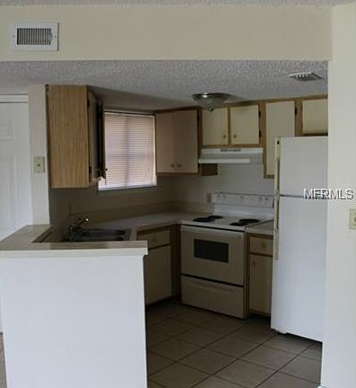 3rd image of 1972 Lake Atriums Cir APT 196
