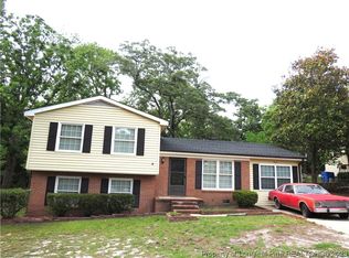 4130 Dellwood Dr, Fayetteville, NC 28304
