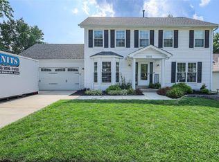 1501 Atlantic Crossing Dr, Fenton, MO 63026