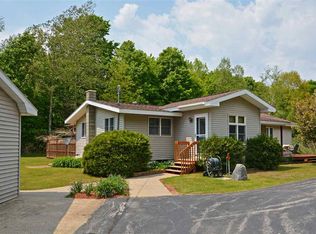 5046 Kast Rd, Benzonia, MI 49616