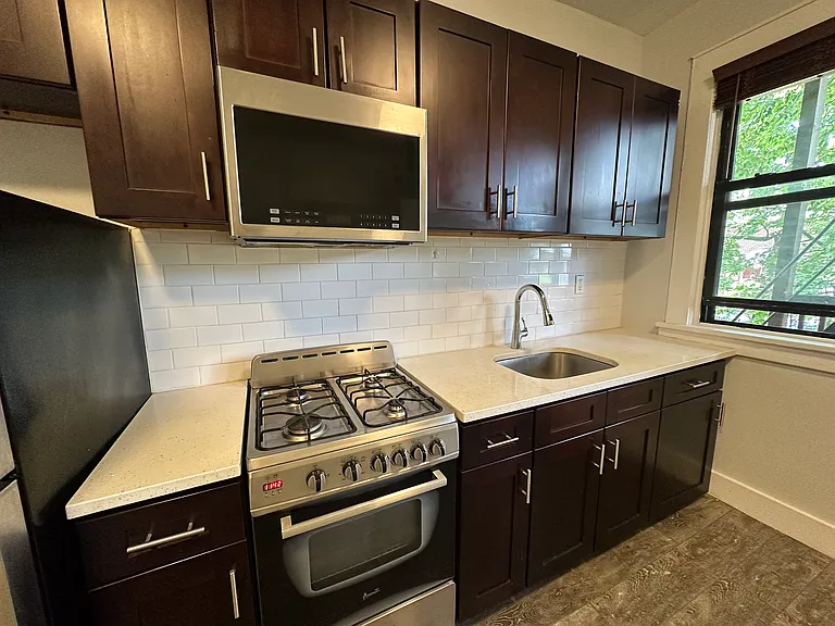 145 Park Ave #5A — Photo 8