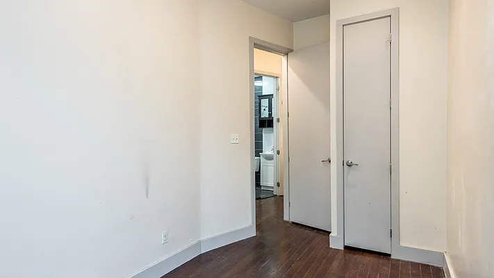 Rented by Nooklyn NYC LLC | media 41