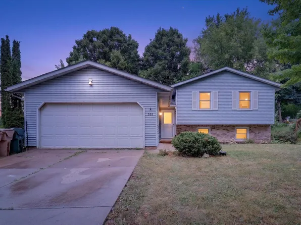 518 Seven Nations Dr, Madison, WI 53713