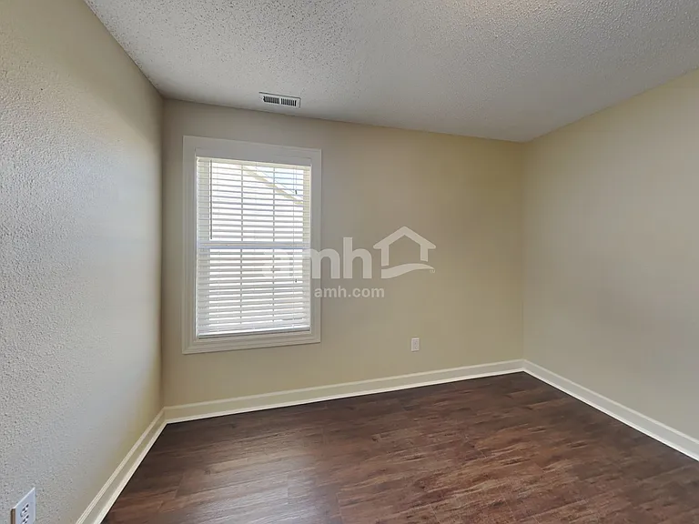 9734 Lomax Dr — Photo 12