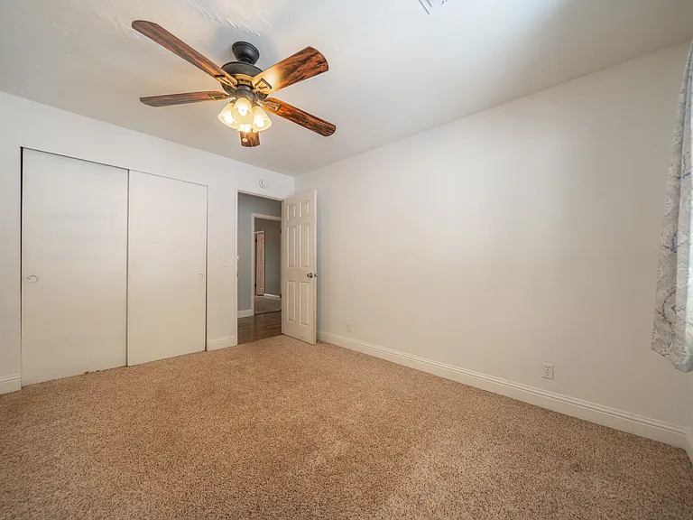 17659 Melwood Ln — Photo 24
