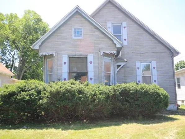 736 Maple St, Collinsville, IL 62234