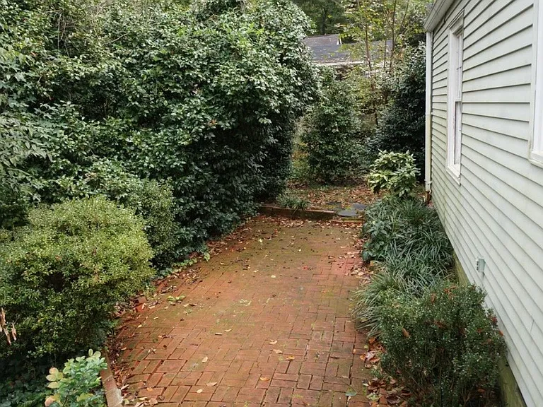 383 Redland Rd NW — Photo 22
