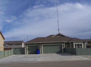 1013 Meadowbrooke Ln, Junction City, KS 66441