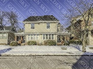 516 1/2 W Charles St, Muncie, IN 47305