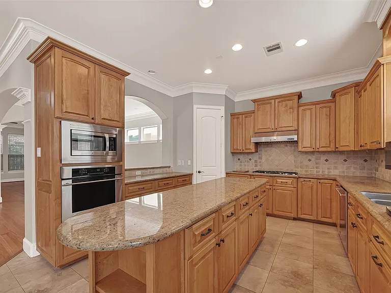 5319 Fayette St — Photo 17