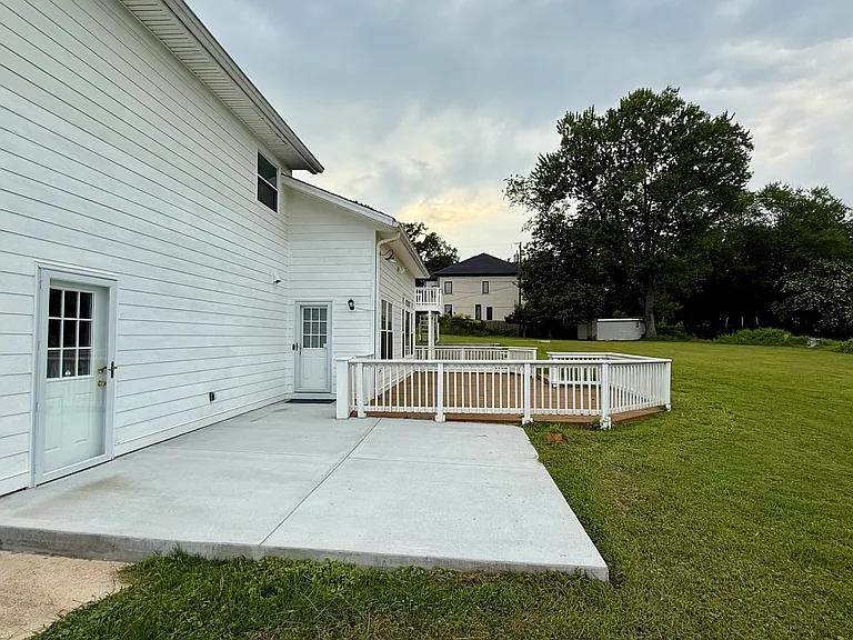 10828 Miller Rd — Photo 9