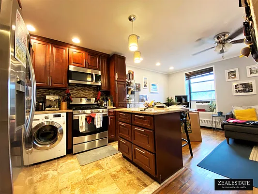 Rented by ZealEstate Group Inc | media 1