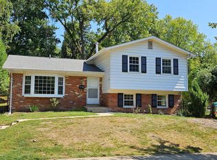 824 Cabin John Pkwy, Rockville, MD 20852