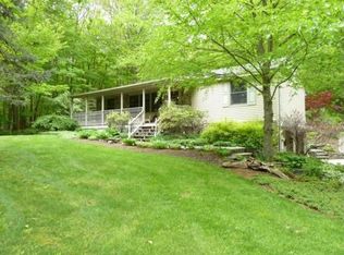 902 Hardwick Rd, Hardwick, NJ 07825