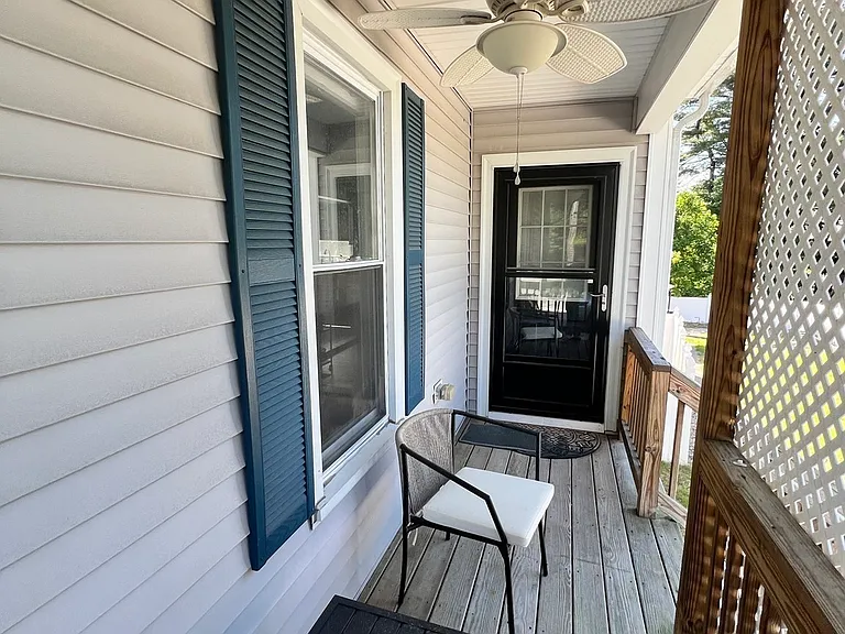 162 North Ave #1 — Photo 9