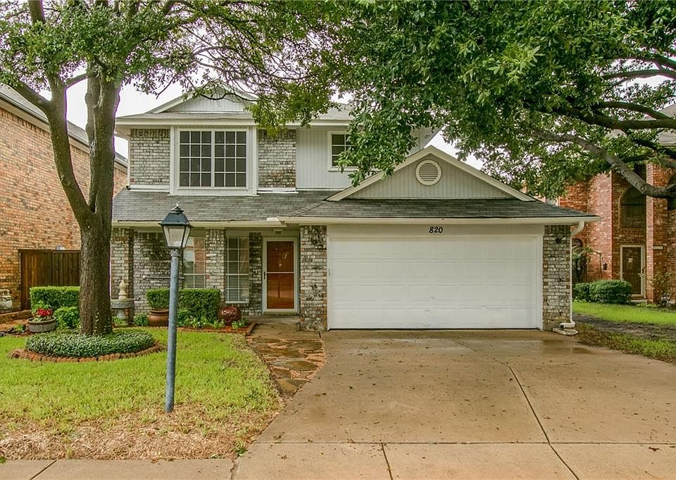 1st image of 820 Woodlake Dr
