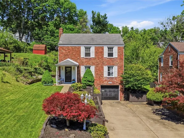 273 Constitution Dr, Pittsburgh, PA 15236