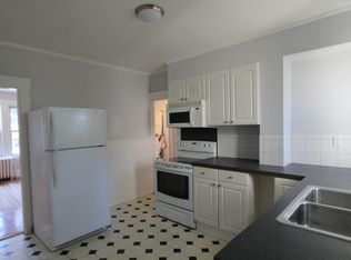 1 Princeton St #1A, Newport, RI 02840