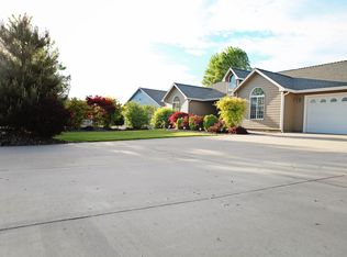 7477 Summerfield Dr, Lewiston, ID 83501