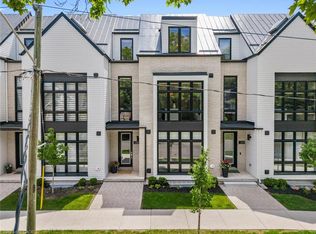 2280 Sovereign St, Oakville, ON L6L1L5