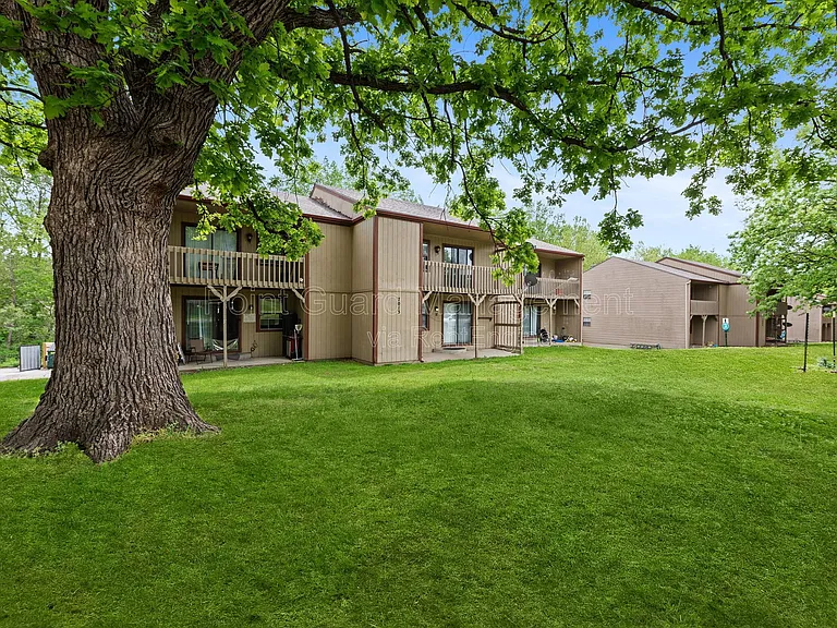 7009 N Chas Dr — Photo 43