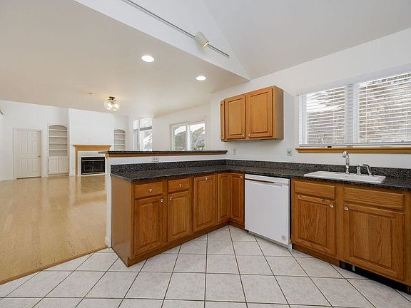 5th image of 78 Apple Blossom Drive
