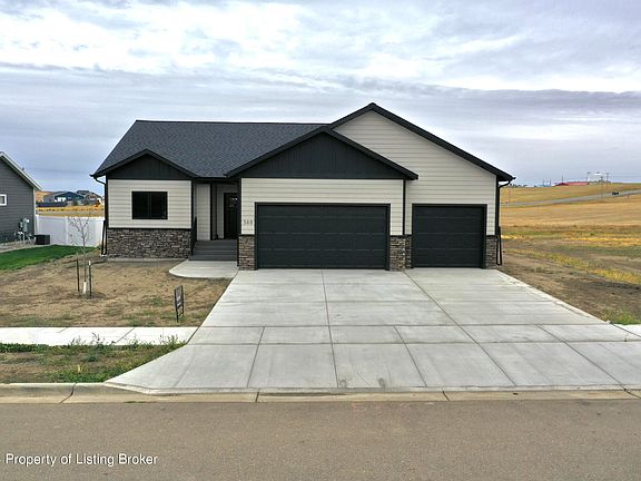 2nd image of 568 River Dr