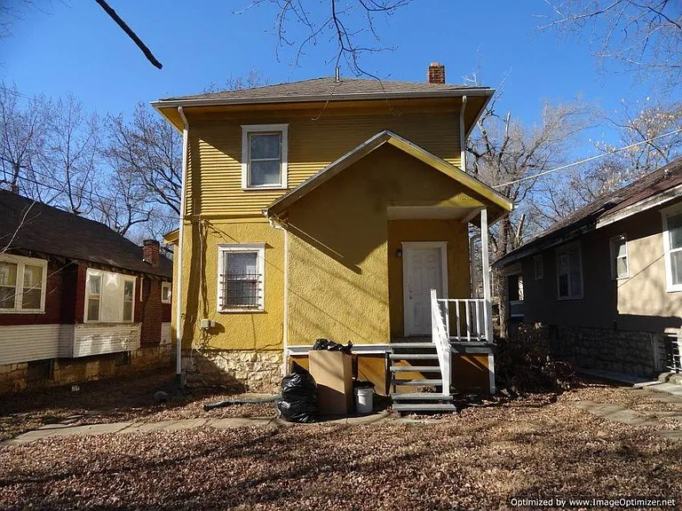 5605 Brooklyn Ave — Photo 24