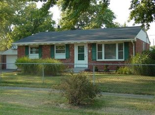 4901 Mid Dr, Louisville, KY 40272