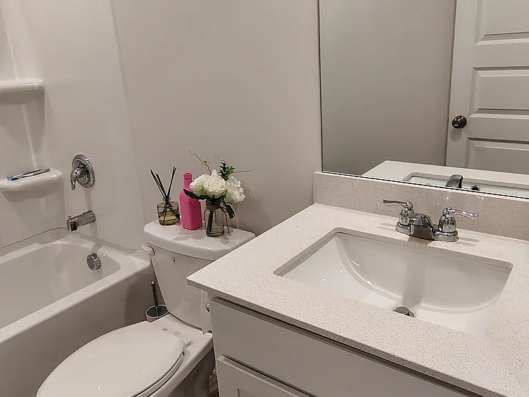 2719 Fordham St — Photo 13
