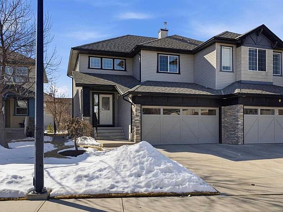 2nd image of 7 N Cougar Ridge Bay SW